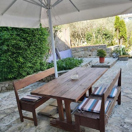 Apartman Luce With Shared Pool Zadar Buitenkant foto