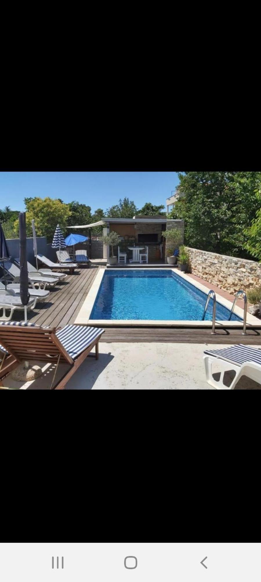 Apartman Luce With Shared Pool Zadar Buitenkant foto
