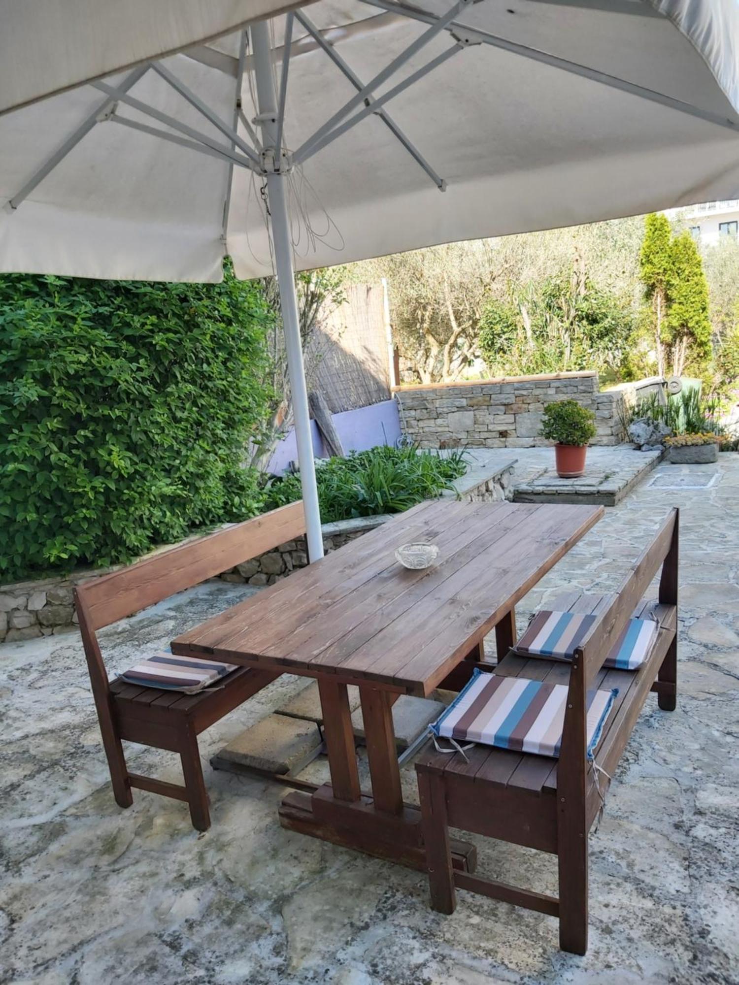 Apartman Luce With Shared Pool Zadar Buitenkant foto